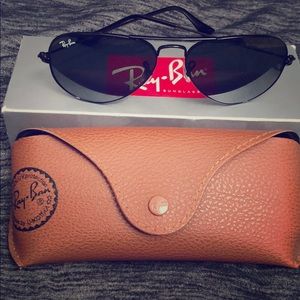 Ray-Ban